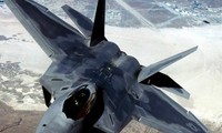 米、シリア反体制派に武器直接提供へ　ロシア空爆で転換