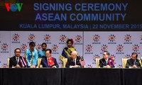 ＡＳＥＡＮ経済共同体発足へ署名式