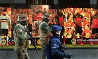 ベルギー 最高レベルのテロ警戒３０日まで維持へ