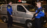 スイスでシリア国籍の２人逮捕 車に爆発物の痕跡