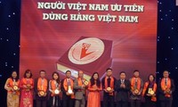     200社の企業に「消費者に愛用されるベトナム製品」の称号