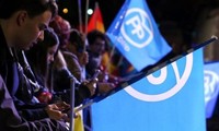 スペイン議会選挙 与党が第１党維持も過半数届かず　　　　　