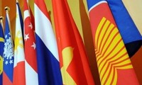 ASEAN共同体へもたらす試練とチャンス