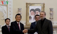 サン国家主席、イラン国会議長と会見