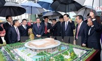 張委員長、ベトナム・中国友好宮殿の建設現場を視察