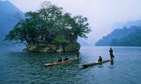 ベトナムの唯一の山岳湖バーベー