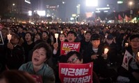 韓国大統領の弾劾 賛成・反対双方が大規模集会