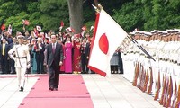 越日関係を新しい発展段階に押し上げる