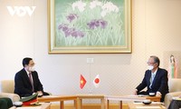 チン首相、細田衆議院議長と会見