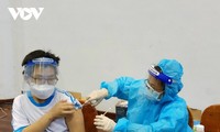 この24時間で、ベトナムで1万3500人の新規感染者 確認