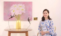 蓮の花の純粋な美しさを顕彰する展示会