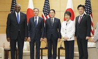 岸田首相「抑止力強化目指す」 米国務・国防長官と会談