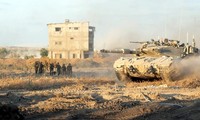 イスラエル、国連軍を再び砲撃 ガザ停戦交渉進まず、各国が非難