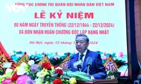 トー・ラム書記長 ベトナム人民軍政治総局創設80周年記念式典に出席