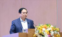 チン首相：技術および戦略産業発展国家プログラムの早期公布 求める