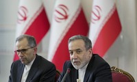 イラン外相、核施設被害を外交団に説明 対米協議の可能性にも言及