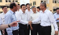 Presiden Truong Tan Sang melakukan kunjungan kerja di provinsi Quang Ninh.