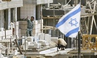 Israel menegaskan  bersedia berunding dengan Palestina.