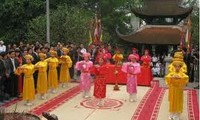 2013年雄王祭祖活动继续举行