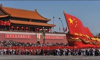 越南党政领导人致电中国领导人祝贺中国国庆65周年