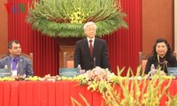 越共中央总书记阮富仲会见议联主席乔杜里