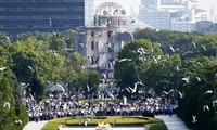 日本广岛举行核爆70周年纪念仪式