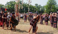 越南民族旅游文化村举行多项活动庆祝国际儿童节