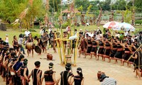 埃德族的汲水码头祭祀仪式