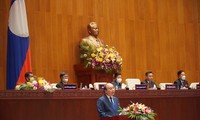 越南国家主席​阮春福：维护越老特殊关系 使之永放光芒