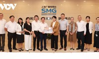 VOV与CMG、SMG落实越中关系75周年合作协议