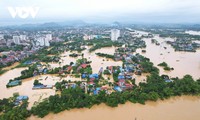 受台风摩羯环流影响   越南北部山区省份连续发生洪水和山体滑坡