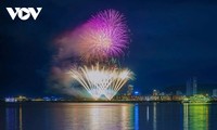 “烟花海湾”活动在广宁省下龙湾遗产海岸启幕