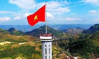 缅怀硝烟与鲜花的年代