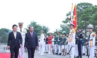 组图：韩国总统李在明为苏林总书记举行隆重欢迎仪式