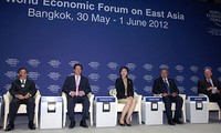 PM Nguyen Tan Dung mengakhiri dengan baik kunjungannya untuk menghadiri Forum Ekonomi Dunia untuk Asia Timur