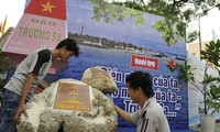 Pembukaan Hari Pesta Musim Semi di laut dan pulau