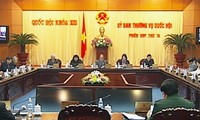 Komite Tetap MN Vietnam memberikan pendapat kepada banyak RUU