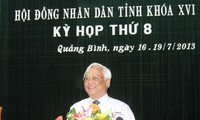 Persidangan ke-8 Dewan Rakyat provinsi Quang Binh