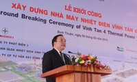 Deputi PM Hoang Trung Hai memerintahkan pembangunan pabrik termolistrik Vinh Tan 4