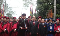 Upacara Haul Cikal Bakal  Negara Raja Hung – Pesta Kuil Raja Hung-2014