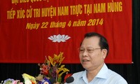 Deputi PM Vu Van Ninh melakukan kontak dengan para pemilih provinsi Nam Dinh