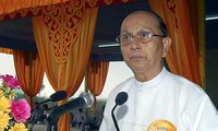 Presiden Myanmar memecat beberapa menteri