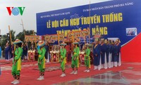 Merekonstruksikan upacara memohon ikan tradisional kota pantai Da Nang