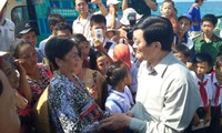 Presiden Truong Tan Sang melakukan kunjungan kerja di kecamatan pulau Tho Chu, provinsi Kien Giang