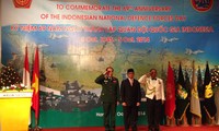 Acara peringatan HUT TNI ke-69 di kota Hanoi