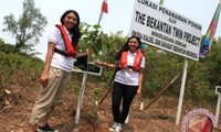 Pemberian Penghargaan Keaneka-ragaman hayati ASEAN-2014