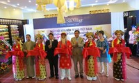 Hari  Budaya Sutra Vietnam - ASEAN