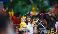 Suasana Festival Medio Musim Gugur yang bergelora di berbagai daerah