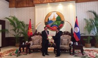 PM Laos menerima Delegasi Kejaksaan Rakyat Agung Vietnam