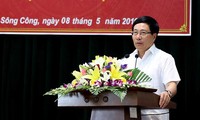 Deputi PM Pham Binh Minh melakukan kontak dengan pemilih provinsi Thai Nguyen